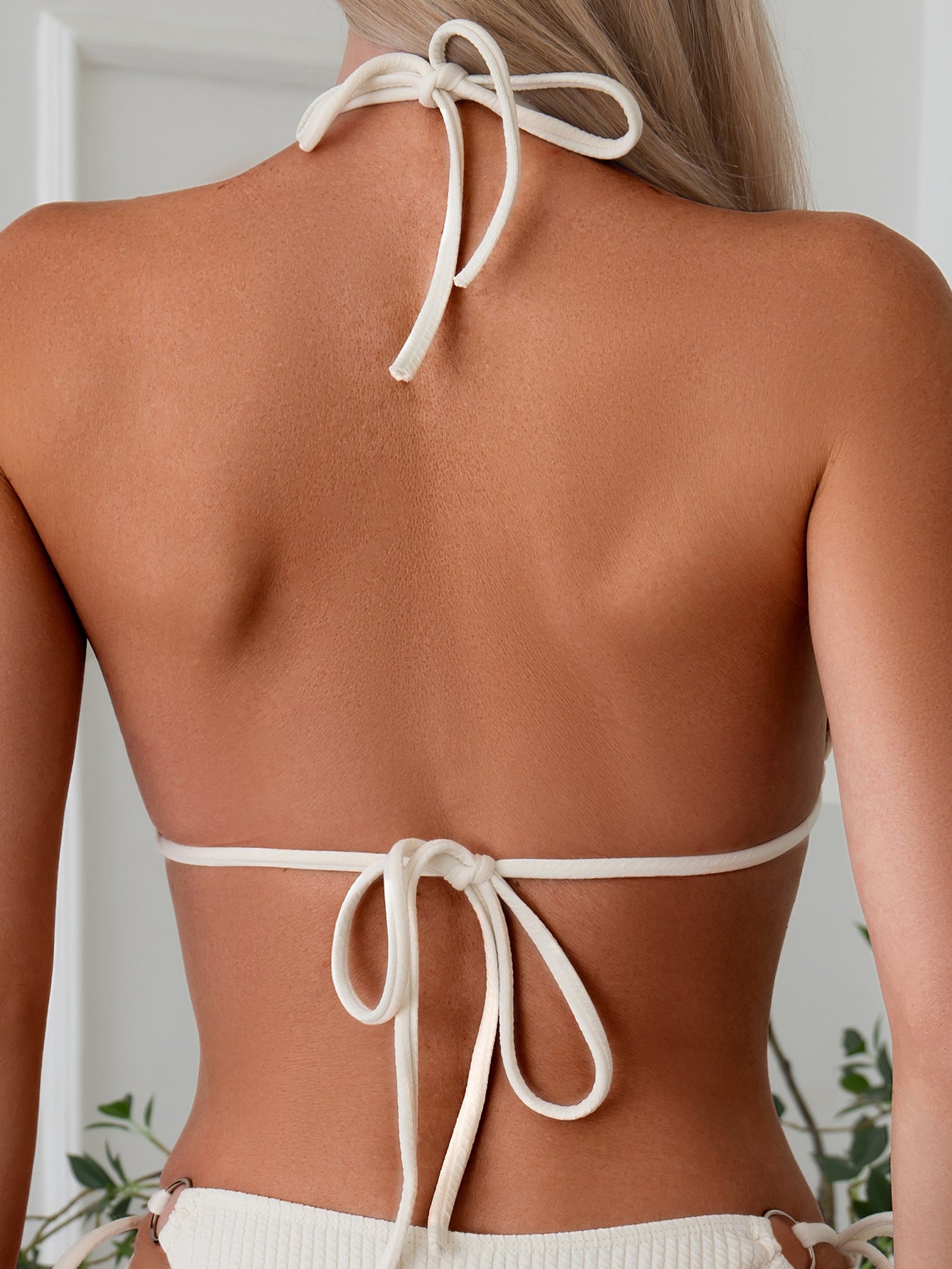 Maillot de Bain Blanc Élégance – Une Pièce Sublimante & Confort Luxe