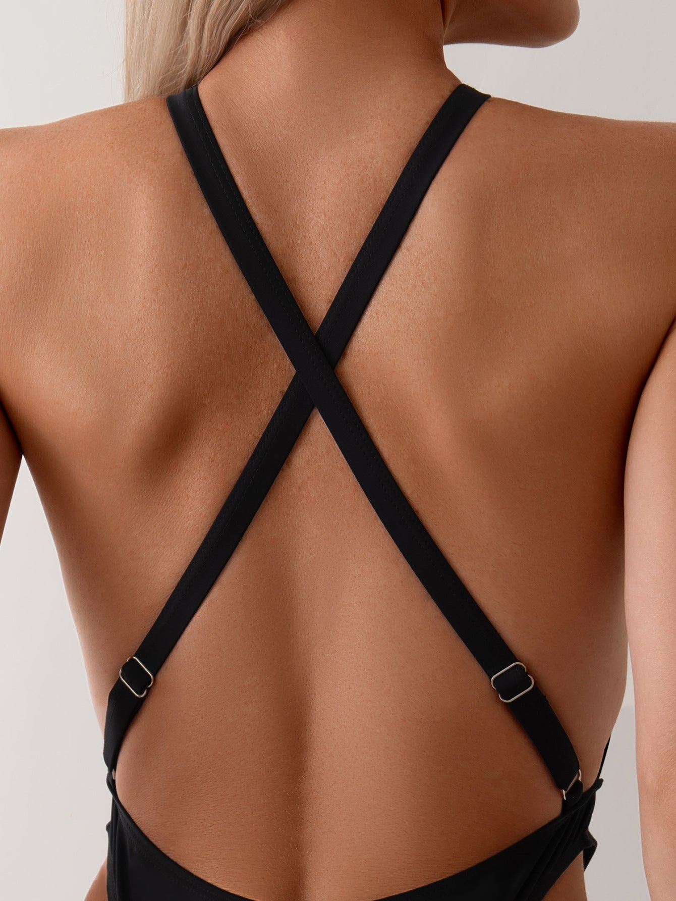 maillot de bain une pièce dos croisé